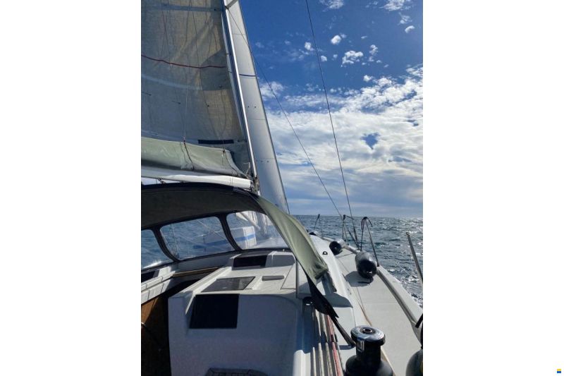 Hanse 415