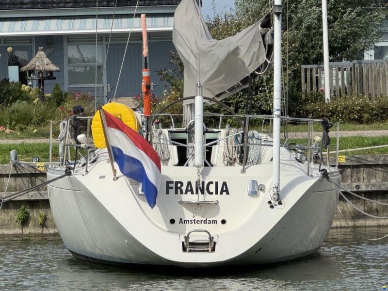Beneteau First 38s5
