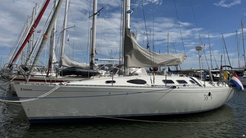 Beneteau First 38s5