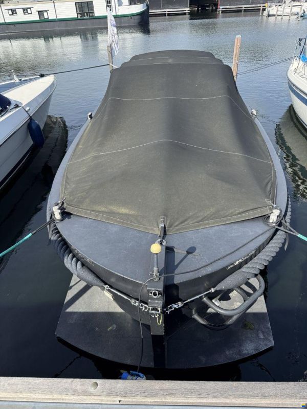 Blackfish 850