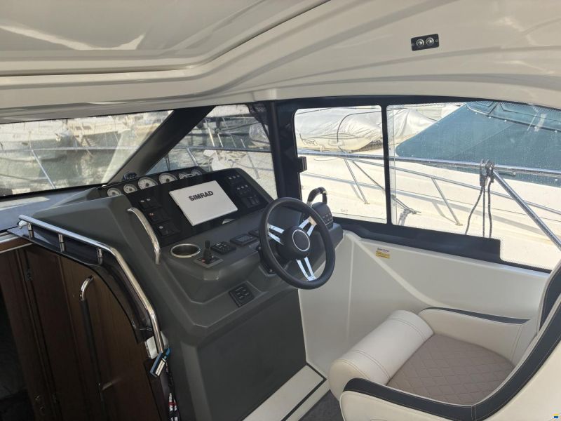 Jeanneau Leader 33