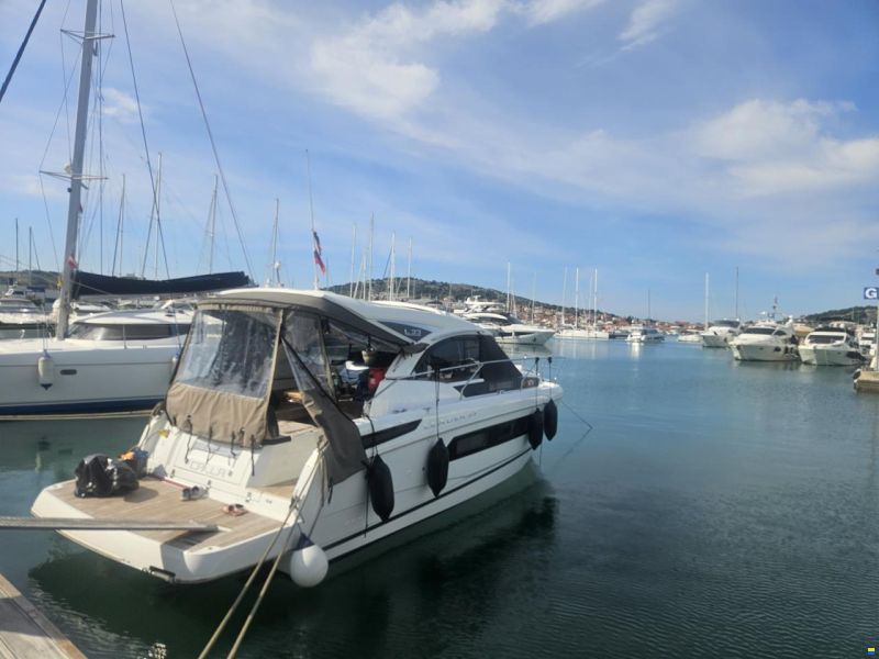 Jeanneau Leader 33