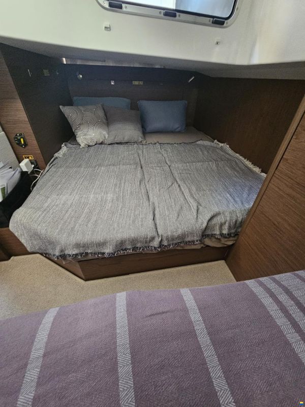 Jeanneau Leader 33