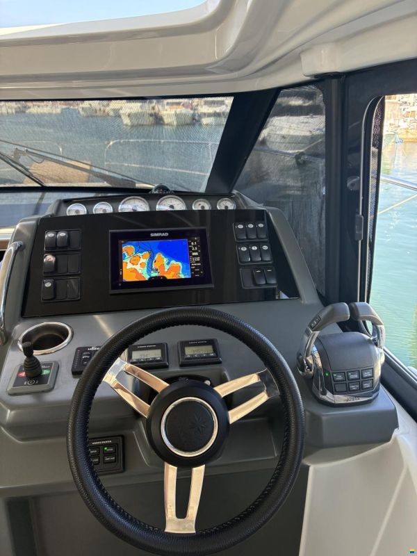 Jeanneau Leader 33