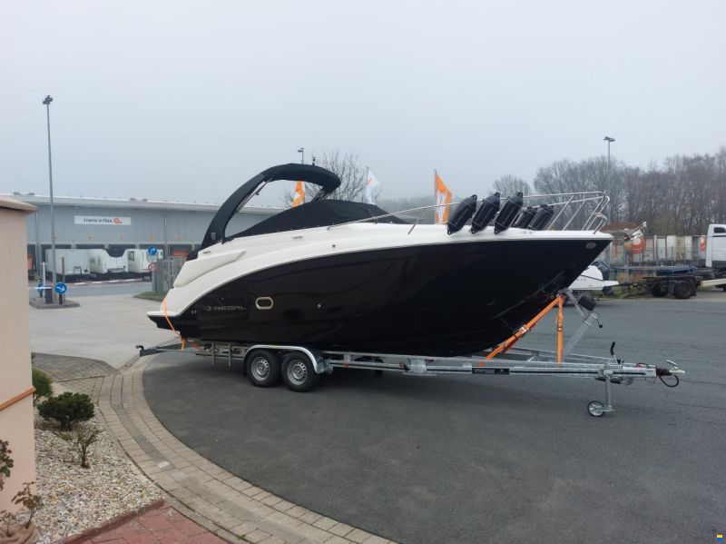 Regal 26 Express