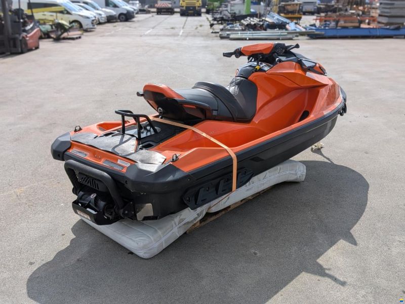 Sea-Doo RXP-X 300