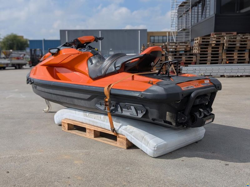 Sea-Doo RXP-X 300