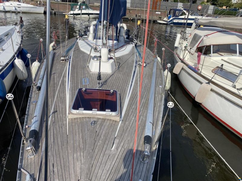 Nautors Swan Swan 391