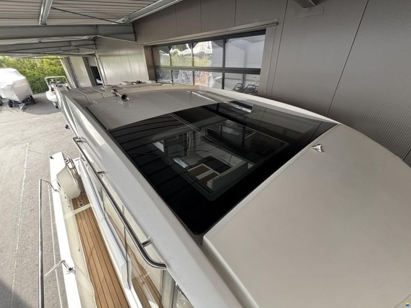 Jeanneau NC 37