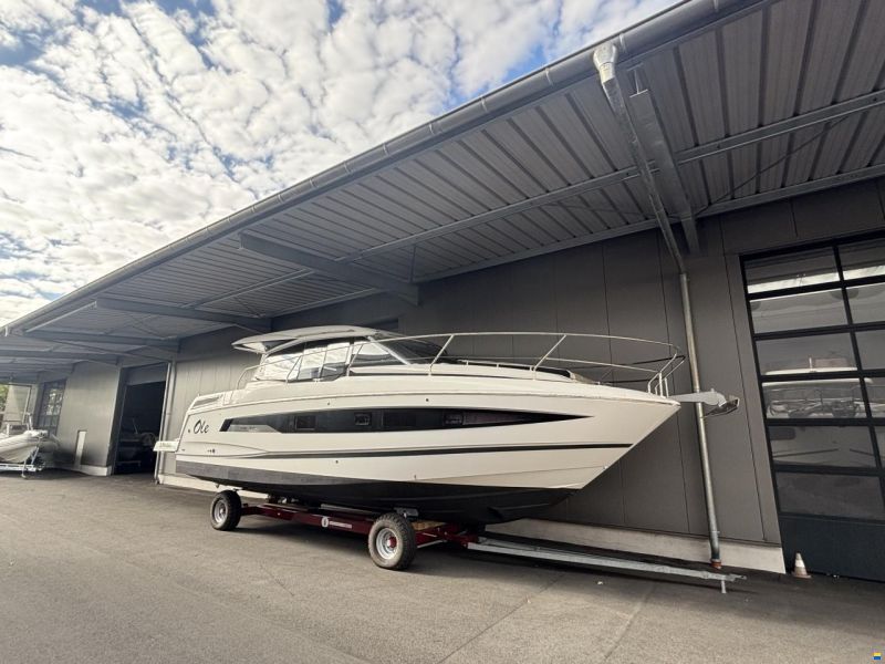 Jeanneau NC 37