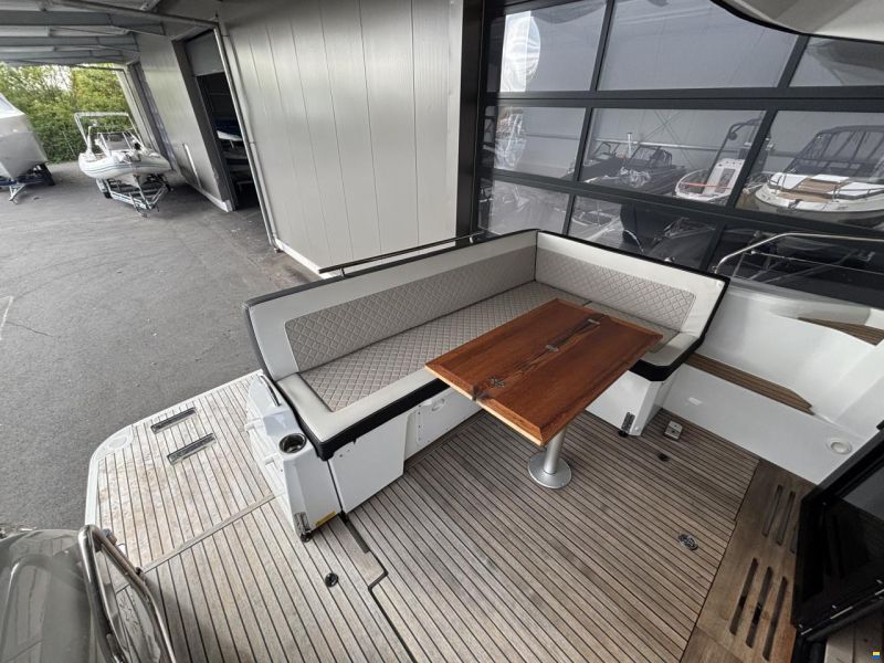 Jeanneau NC 37