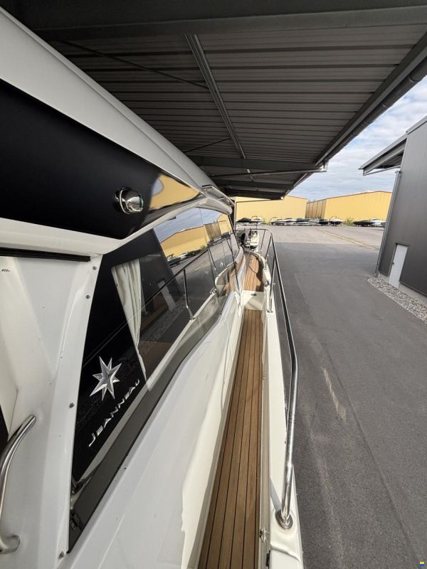 Jeanneau NC 37