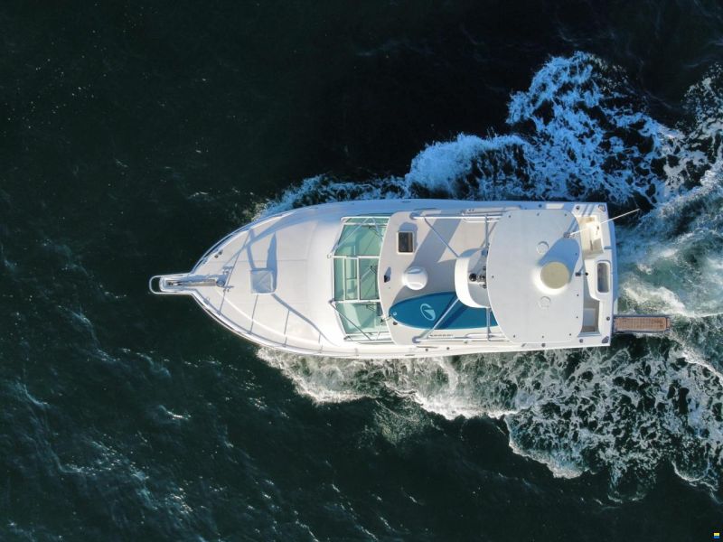 Cabo 35 Express