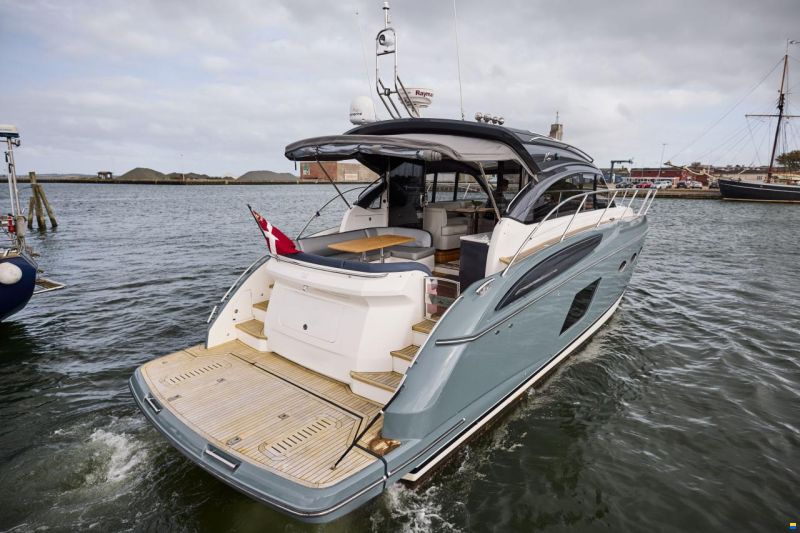Princess V48