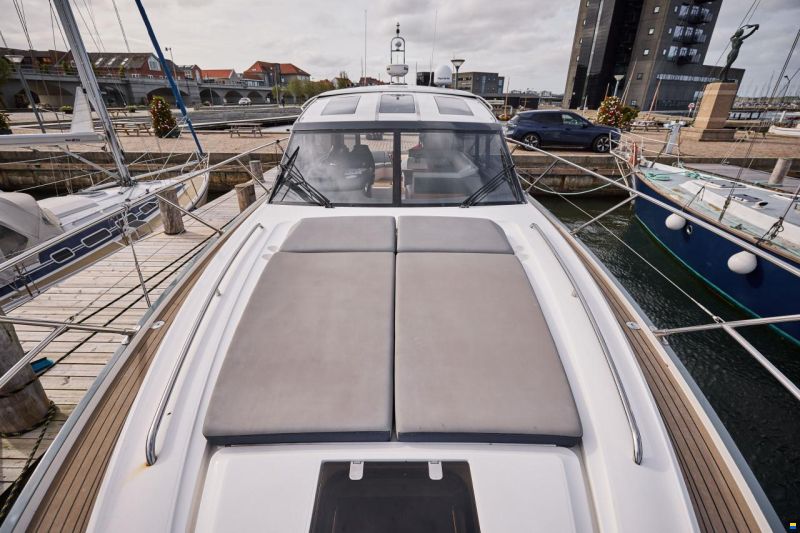 Princess V48