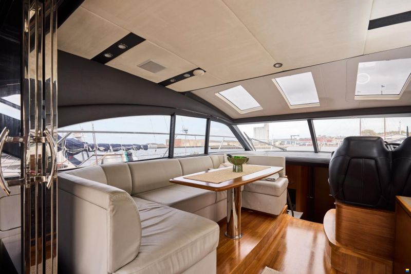 Princess V48