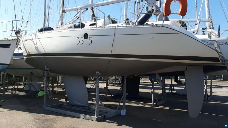 Beneteau First 35s5