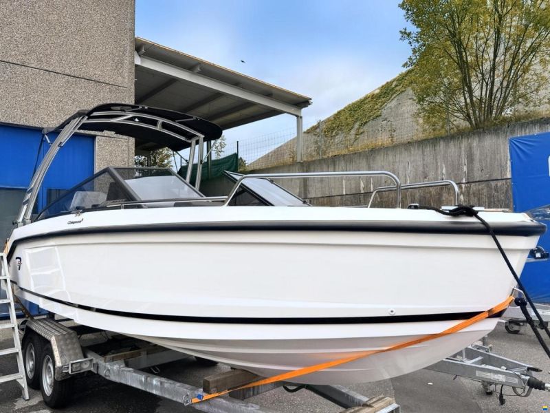 Compass Boats Bowrider BR7
