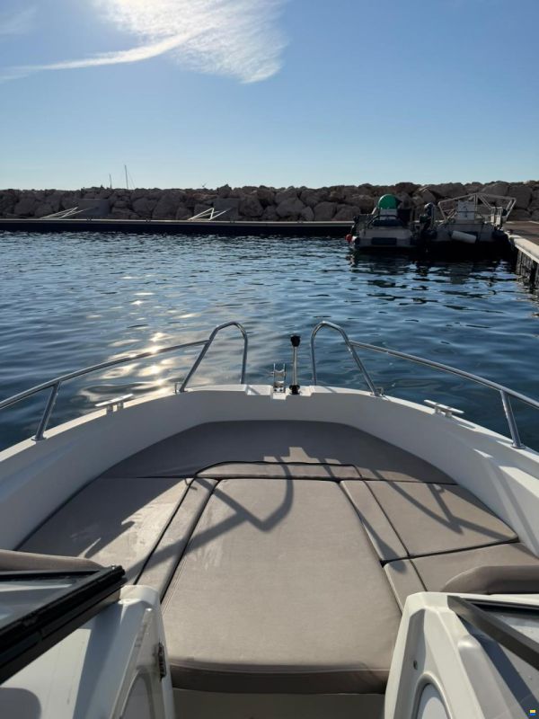 Jeanneau CAP CAMARAT 5.5 BR-2