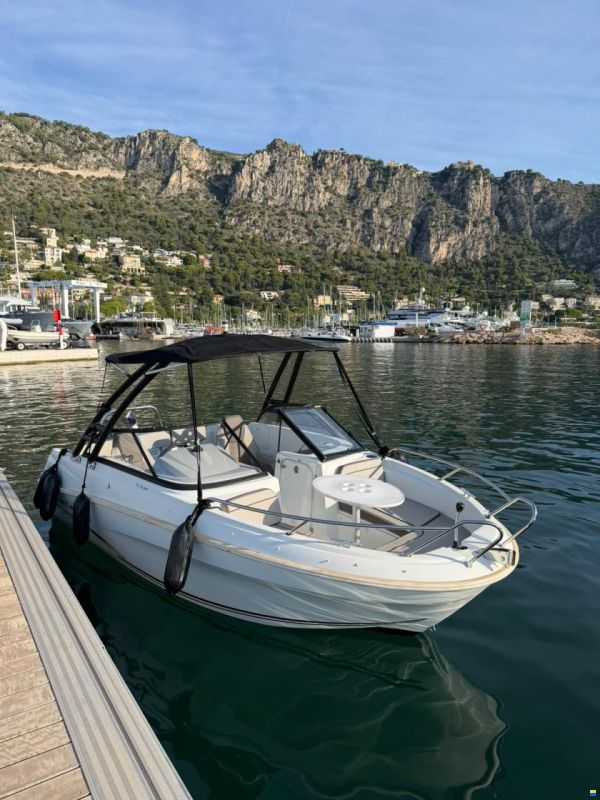 Jeanneau CAP CAMARAT 5.5 BR-2