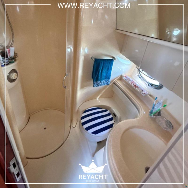 Azimut 46 Fly
