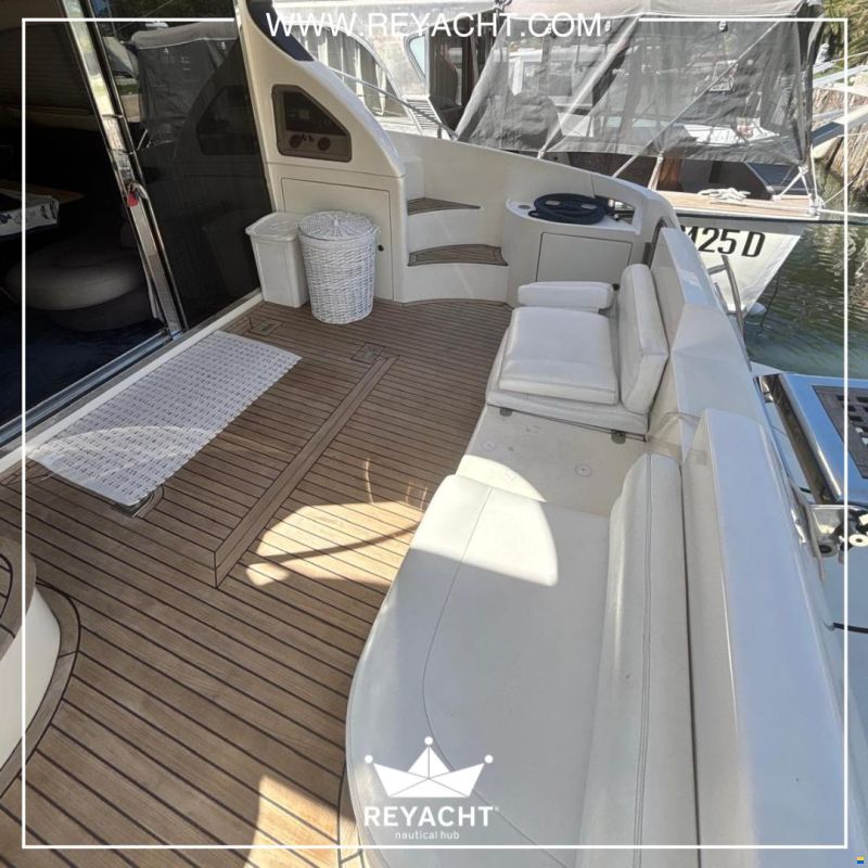 Azimut 46 Fly