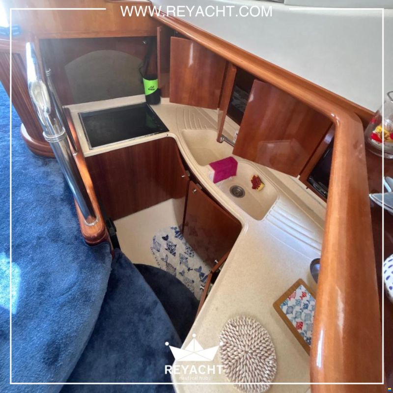 Azimut 46 Fly