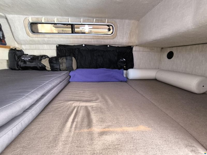 Sea Ray 220