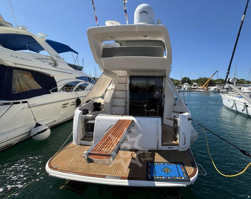 Azimut 42E
