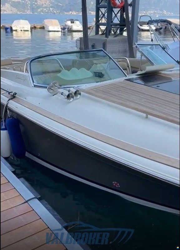 Chris Craft CORSAIR 32