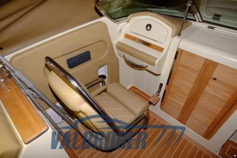 Chris Craft CORSAIR 32