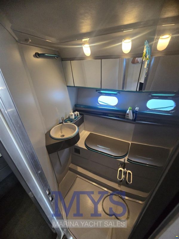 Ferretti 40 ROADSTAR