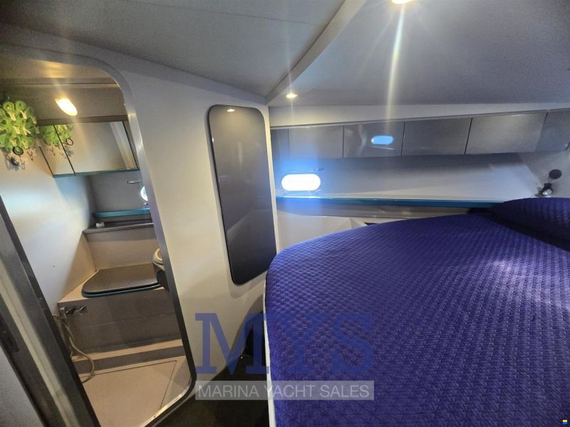 Ferretti 40 ROADSTAR