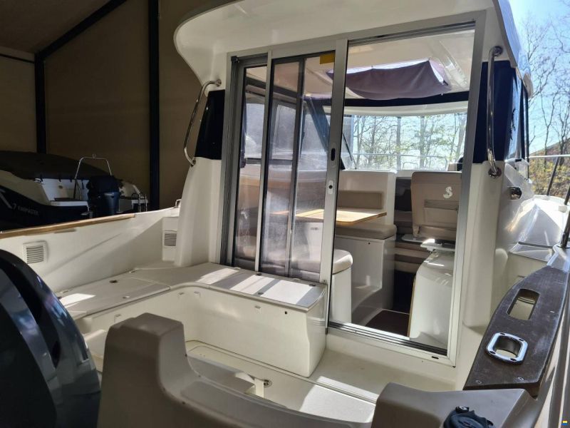 Beneteau Antares 6.80 - Yamaha F115