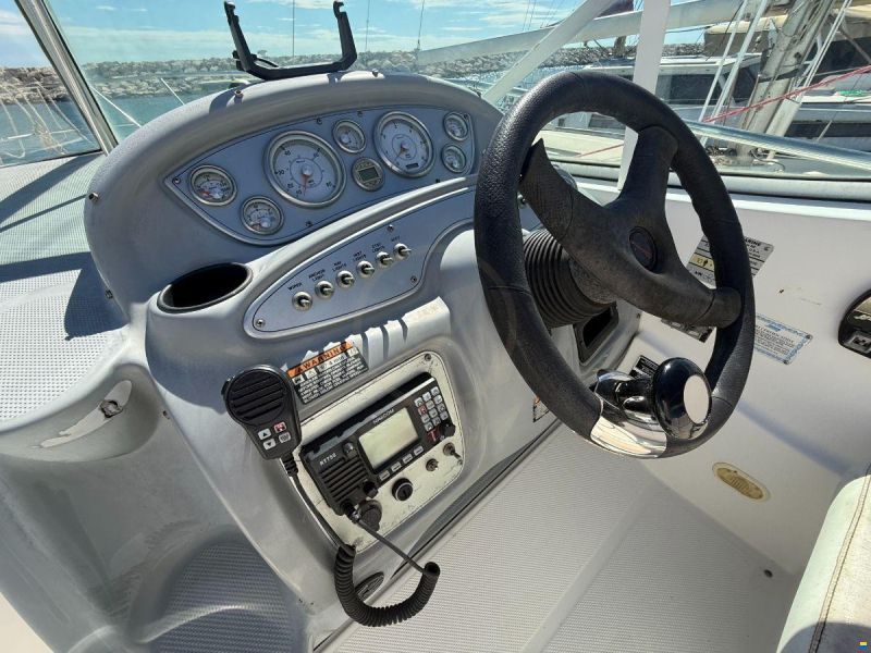 Maxum 2700 SE