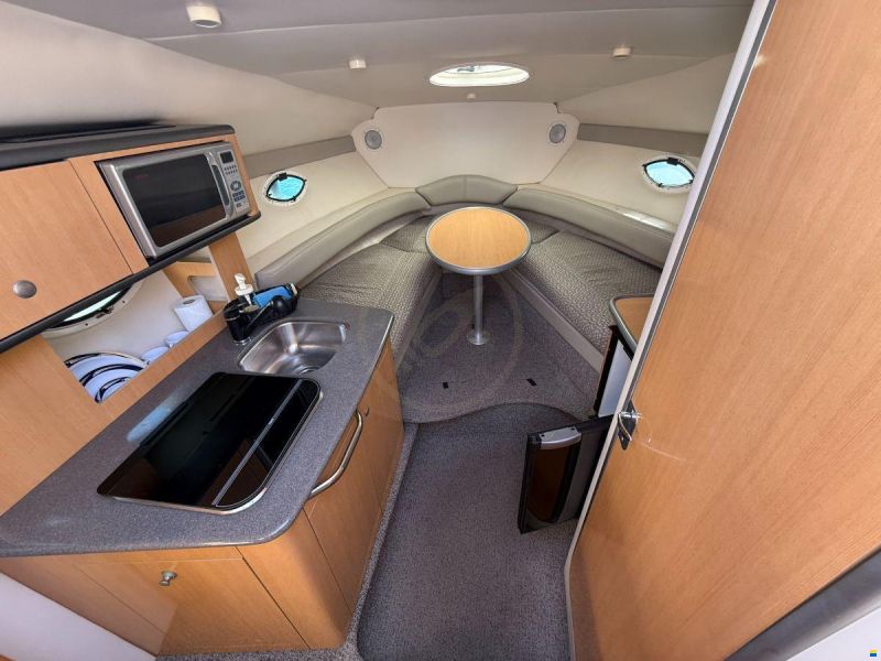 Maxum 2700 SE