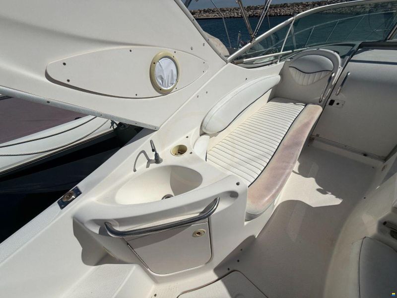 Maxum 2700 SE