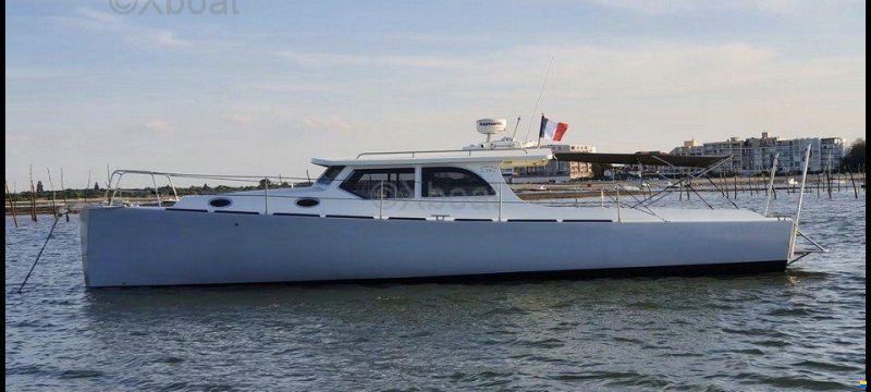 ARMOR BOAT RANGE BOAT 39 CRUISER