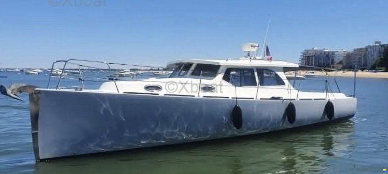 ARMOR BOAT RANGE BOAT 39 CRUISER