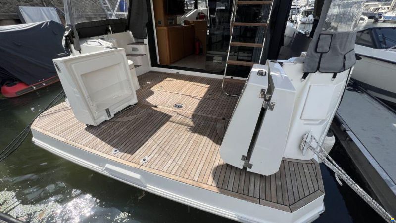 Beneteau Swift Trawler 35
