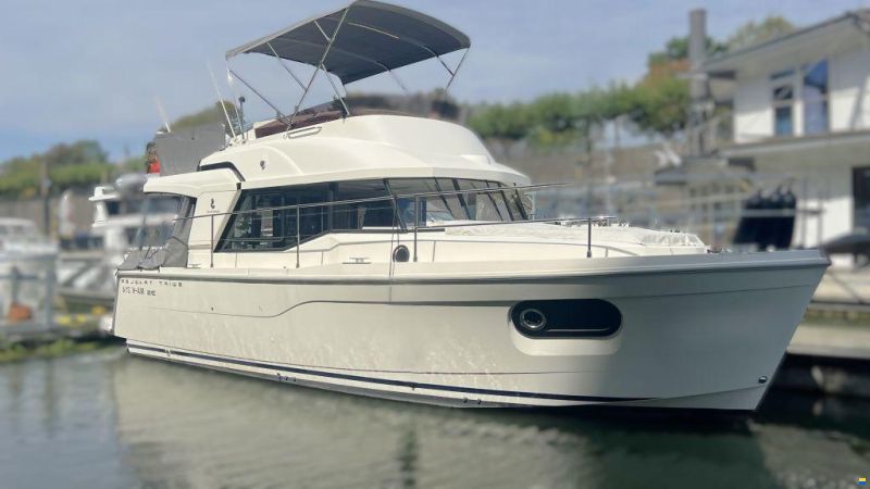 Beneteau Swift Trawler 35