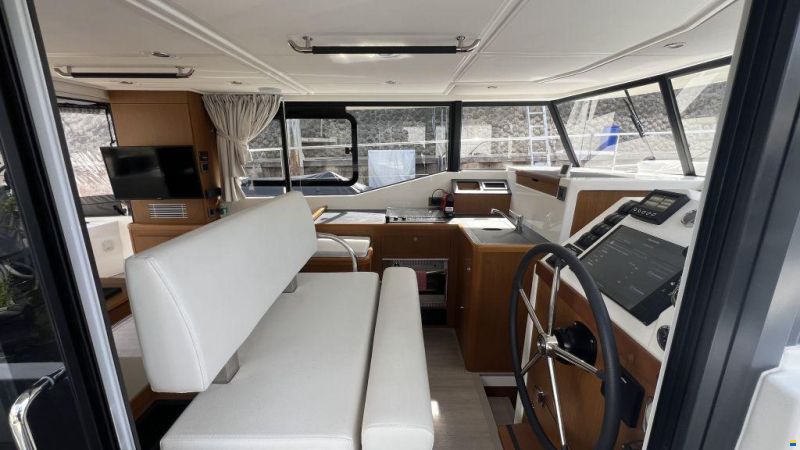 Beneteau Swift Trawler 35