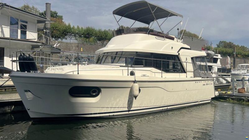 Beneteau Swift Trawler 35