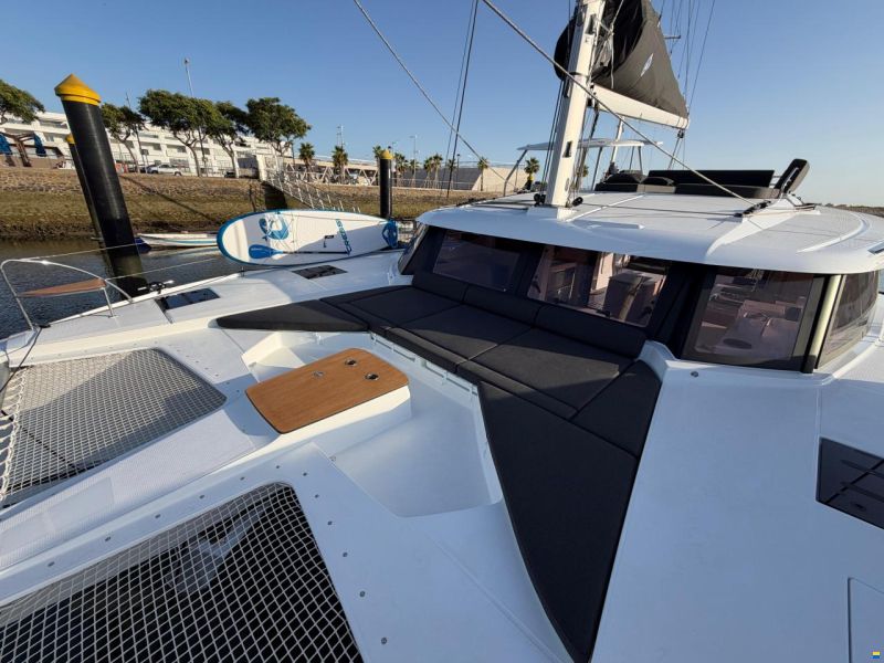 Fountaine Pajot 44