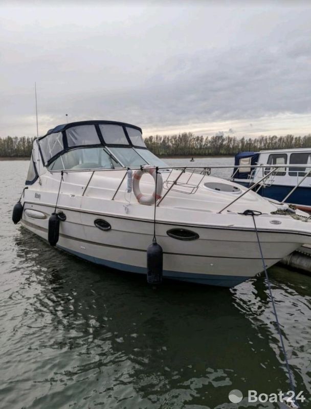 Maxum 2900