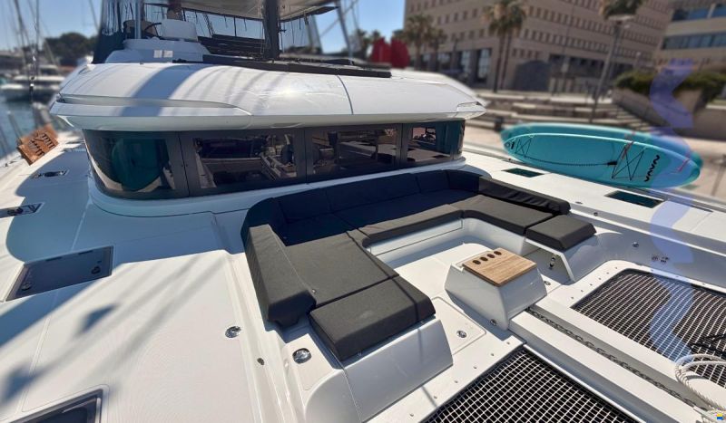 Lagoon 55