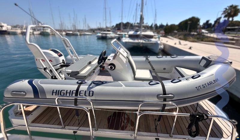 Lagoon 55