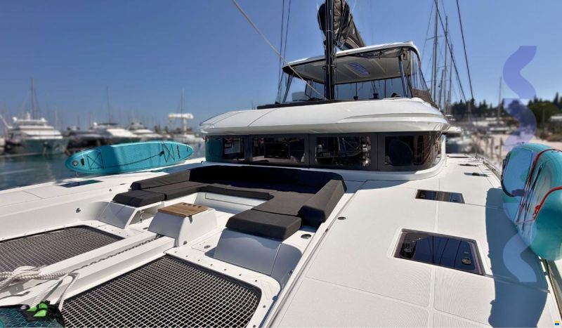 Lagoon 55