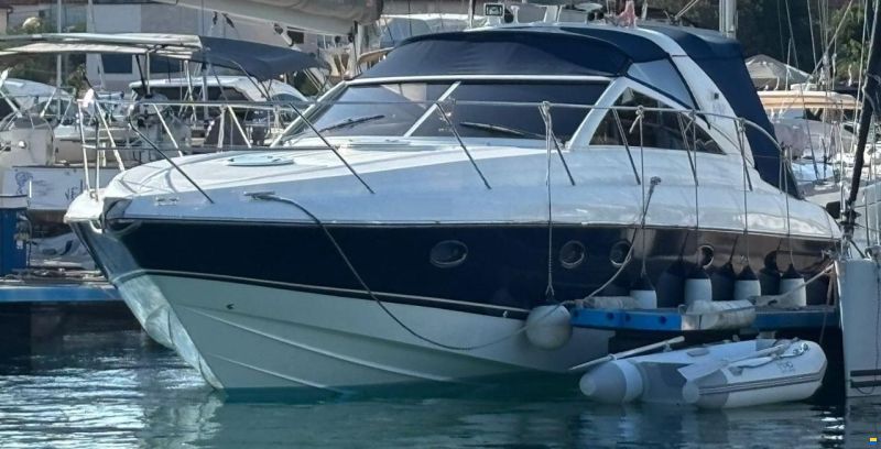 Princess V42