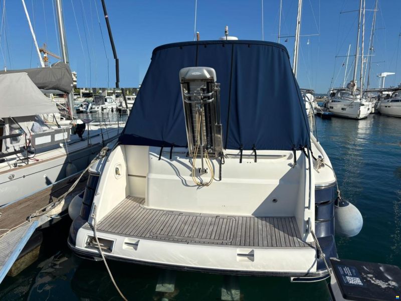 Princess V42